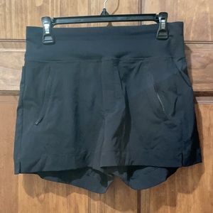 Athleta Trekkie North Short